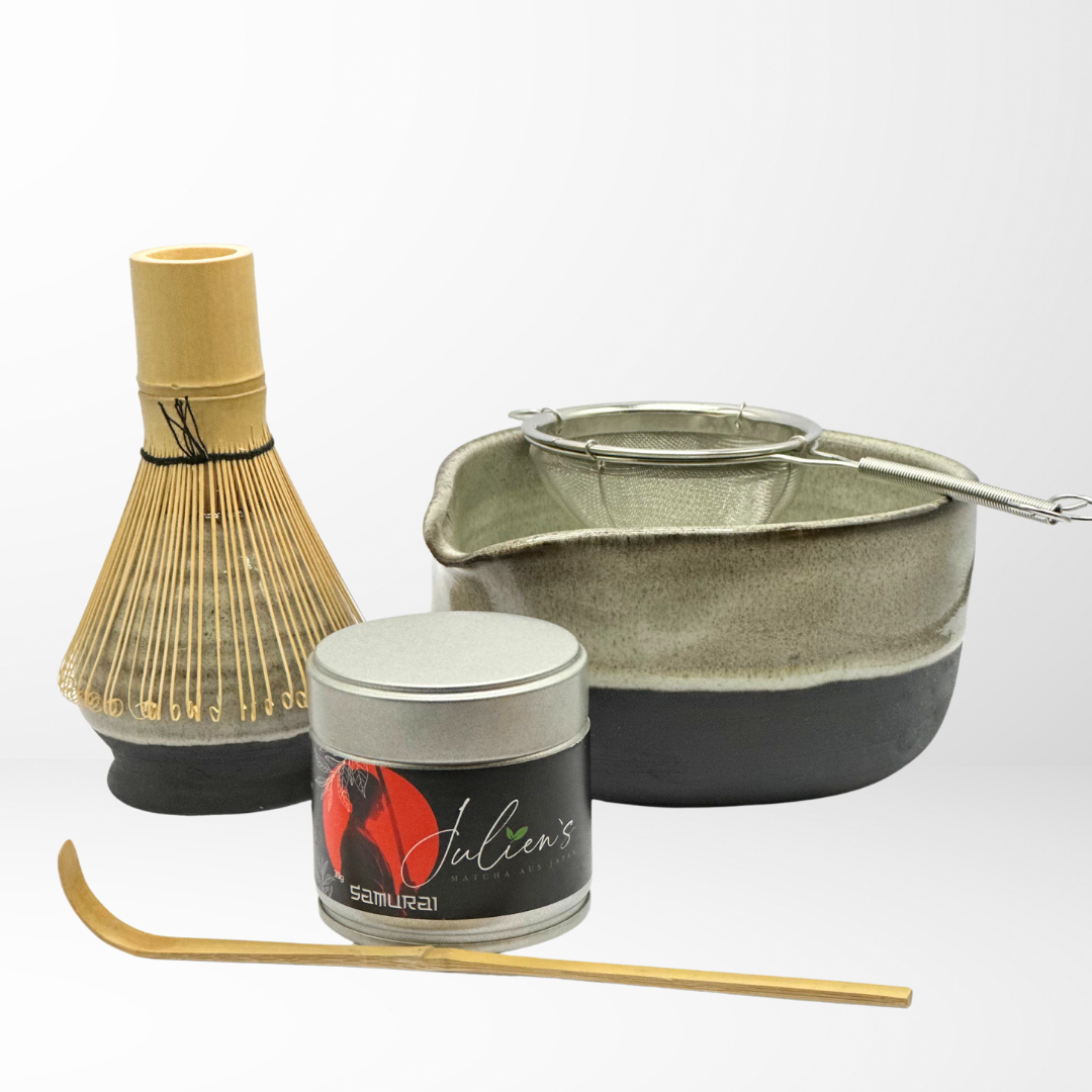 GESCHENKBOX - Ceremonial Matcha Set Deluxe - Forest Stone Bowl mit Außguss