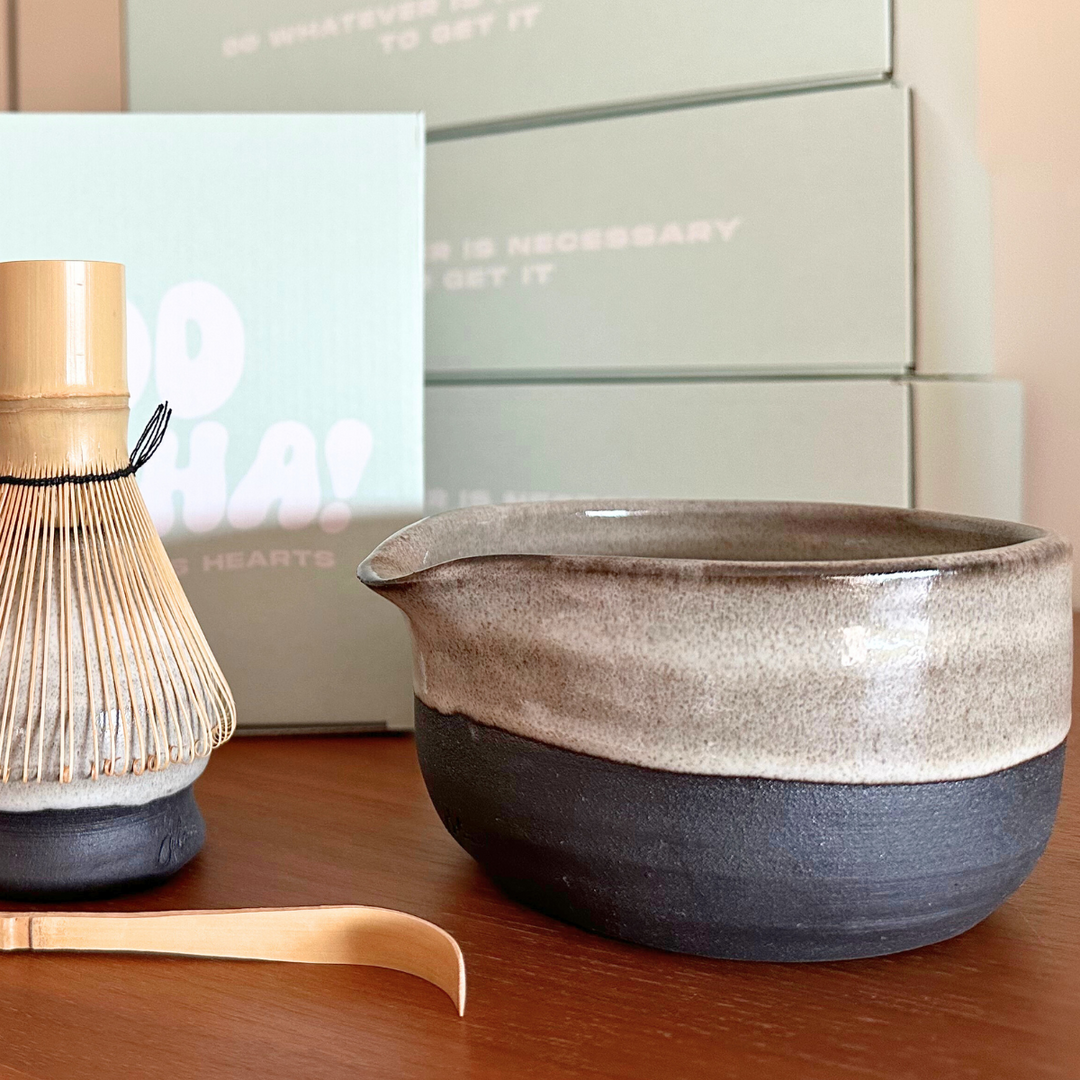 GESCHENKBOX - Ceremonial Matcha Set Deluxe - Forest Stone Bowl mit Außguss